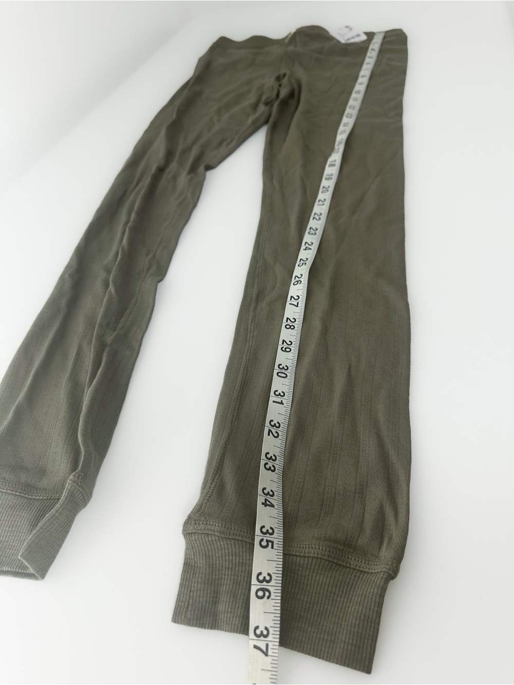 Free People Something Cute Leggings in Army Green size Medium NWT